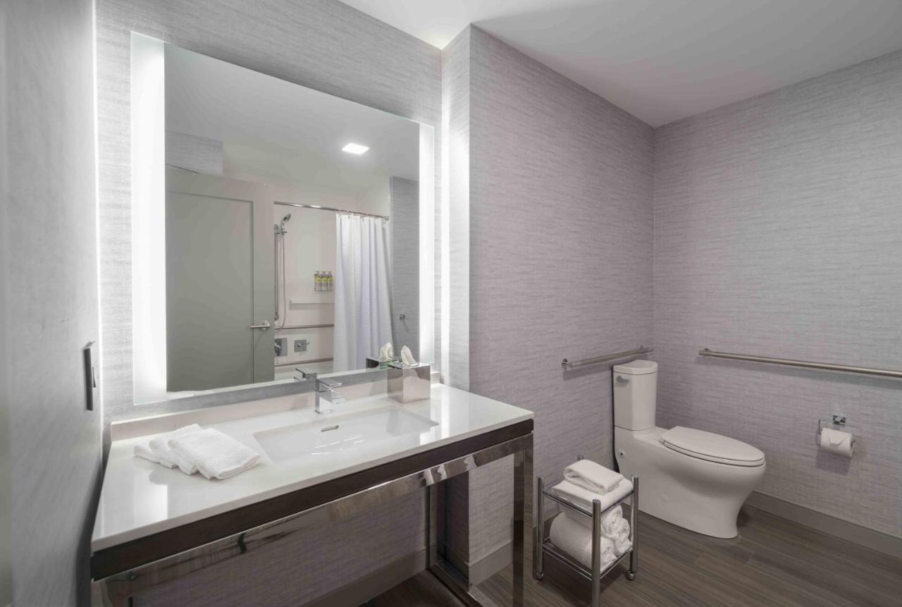 Holiday Inn Express - Boston Logan Airport - Revere By Ihg Exterior foto